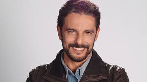 Contratar personajes de Somos Familia