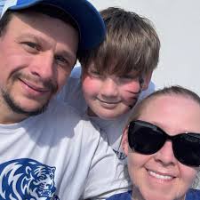 Chris Burns (@chris.burns.359) • Facebook