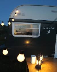 1001 Bonnes Raisons Pour Vivre En Caravane Mobile Caravane Deco Caravane Decor Caravane