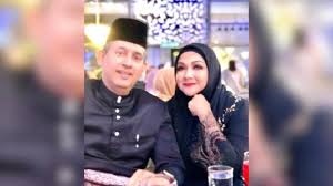 Suami ziela jalil banyak dugaan sejak beristeri dua, isteri pertama tahu selepas sebulan kahwin. Ziela Jalil Anak
