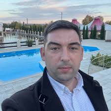 Good evening to all from Northern Canada, 🇨🇦 I am popping in to greet  myself after some time. 🤓 My name is Ana Maria, I recall joining this  group when I was