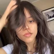 TREMENDOUS LEMON BUTTER LOBSTER RISOTTO 🍋🦞 Ingredients: 2 lobster tails,  cooked and chopped 1 1/2 cups Arborio rice 4 cups chicken or seafood broth,  warmed 1/2 cup dry white wine 1/2 onion,