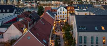 The last and third method is to make your whole roof or some selected part. Hotel Hafen Flensburg Hotel Hafen Flensburg