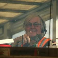 Adrian Elliott (@roverade)