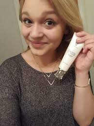 Don't know which moisturizer will work best with your skin? We got you  covered 💧 https://bit.ly/35Y1P6B