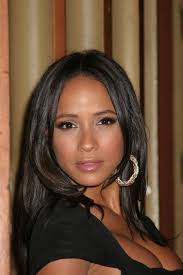 Dania Ramirez picture