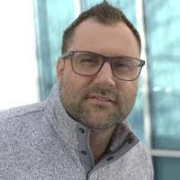 Justin Bitner's Instagram, Twitter & Facebook