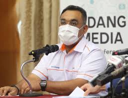 73 days after pharmaniaga received 200 litres of the bulk coronavac vaccine from sinovac, the 1.28 million doses they bottled are ready for distribution! Pharmaniaga 750 000 Filled And Finished Doses Of Sinovac Vaccine Delivered To Health Ministry The Star