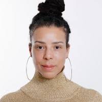 100+ perfiles de «Evanson»