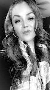 Vanessa Wolfe's Instagram, Twitter & Facebook