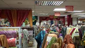 Grosir gamis, grosir mukena, grosir jilbab, grosir sajadah dan aneka kain lainnya. Tempah Langsir Di Kedai Kain Kamdar Pulau Pinang Youtube