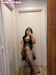 Sareelle  Sarem Uysal  saremuysal0 Nude Leaks OnlyFans Photo 18 -  Nudogram v2.0