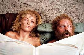 Amanda donohoe (londres, 29 de junio de 1962) es una actriz británica de cine y televisión conocida por sus papeles en éxitos de taquilla como liar liar. Castaway 1986