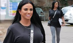 Последние твиты от katie price (@katieprice). Katie Price Heads To Meeting As She Hopes To Rebuild Fortune Daily Mail Online