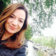 Lisa Morris (@LisaMorrisComms)