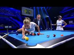 Ausgabe von schlag den star blickte lilly becker ihrer kontrahentin tief in die augen, obwohl schlag den star ist für sylvie meis die chance, wieder ein stück tiefer ins rampenlicht zu treten. Matchballspiel Am Billardtisch Sylvie Meis Vs Lilly Becker Spiel 12 Schlag Den Star Youtube