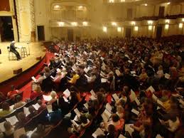 A show with 2,500 singers