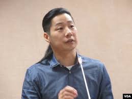 林昶佐接種疫苗「秀肌肉」 大家狂讚：養眼 華視新聞 更新於 05月06日01:59 • 發布於 05月06日01:50 • 華視 疫情持續延燒，您接種疫苗了嗎？立委林昶佐今（6）日在臉書上po出自己接種疫苗的照片，並分享心得，呼籲大家趕快來接種疫苗，不過林昶佐貼出的照片. å°æ¹¾å…³æ³¨ä¸æ–­å¢žåŠ çš„ä¸­å›½å†›äº‹å¨èƒ