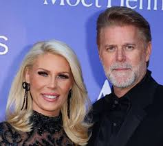 RHOC cast members' behavior is fake