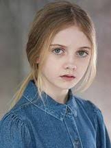 Dylan Holmes's Instagram, Twitter & Facebook