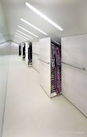 Sous pentes et sous escalier. Dressing Sous Pente 14 Idees Pour Exploiter Au Mieux L Espace Sous Toit