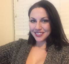 Frances Brewer's Instagram, Twitter & Facebook