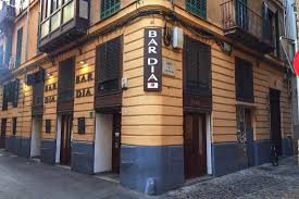 Desde ese entonces y a lo largo de los años, se han logrado captar. Bar Dia Palma De Mallorca La Llotja Born Restaurant Bewertungen Telefonnummer Fotos Tripadvisor