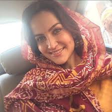 Elli Avram Age Husband Height Wiki Biography Boyfriend Hot Movies List Bikini Upcoming Movies Images Hot Photos Actress And Salman Khan Pics Saree Kiss Instagram Twitter Facebook Pocket News Alert Elli evram the in house celebrity of bigboss season 7 is already a star by her cute face and magical smile. elli avram age husband height wiki