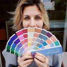 Verão claro possui cores claras, esbranquiçadas, com muita luz e de temperatura neutra. Paleta Verao Claro Verao Cores Circulo Das Cores