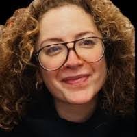 Cara Hill's Instagram, Twitter & Facebook