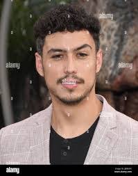 Larry Macias's Instagram, Twitter & Facebook