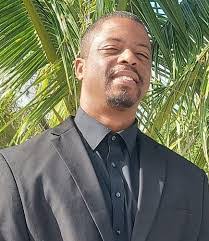 Ashley Munnings's Instagram, Twitter & Facebook