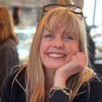 Julie Hedger's Instagram, Twitter & Facebook