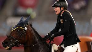 Jun 12, 2021 · quarta posizione per la tedesca annika schleu con 1330 punti (214 nella scherma, 270 nel nuoto, 293 nell'equitazione e 553 nella laser run) proprio davanti alla nostra elena micheli che ha. X2ks9x7oce7ltm