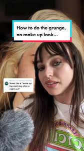 Replying to @coco mocoe how to do the grunge, no make up look in 3 steps!  predicting pop culture trends before they happen 🔮 #haileybieber  #skyferreira #taylormomsen #makeup #trends #popculturetrends ...