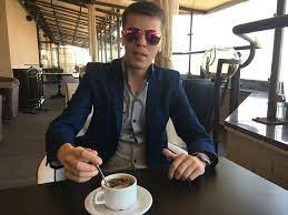 Jun 08, 2021 · «у 95,8% людей выработалось достаточное количество антител, а у 4,2% среди вакцинированных имели нулевые антитела», — сообщил эпидемиолог в эфире телеканала «россия 1». Hizhnyak Sergej Igorevich Vikipediya