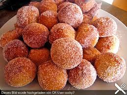 Quarkballchen Von Rocco165 Chefkoch Rezepte Quarkballchen Rezept Lebensmittel Essen