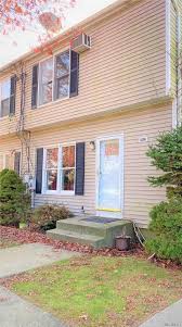 Maybe you would like to learn more about one of these? 1136 E 3rd Ave Bay Shore Ny 11706 8 Photos Mls 3180443 Movoto