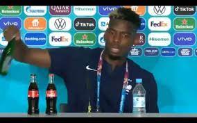 Fransız futbolcu paul pogba euro 2020 ile ilgili basın toplantısında, önüne koyulan heineken marka bira şişesini eliyle başka bir noktaya itti. Rujt8 Nfu3nipm
