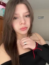 Ashley Boettger's Instagram, Twitter & Facebook