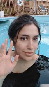 Ana Ituarte's Instagram, Twitter & Facebook