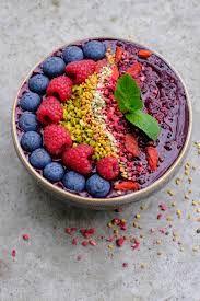 The content is taken from her instagram and her app. Rezept Acai Bowl Ohne Banane Projekt Gesund Leben