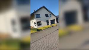 Aus Buxtehude Wegziehen Montanablack Instagram Story Youtube