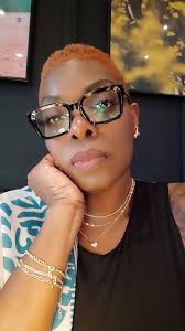 Favorite swashbuckling, intrigue and bodice-ripping fantasy recommendations?