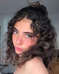 55 4 Mil Curtidas 264 Comentarios Lydiamch No Instagram In 2020 Hair Styles Aesthetic Hair Curly Hair Styles