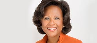 Ellen Wollenberg's Instagram, Twitter & Facebook