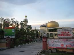 Masjid jami' sanandaj (masjid agung) atau masjid darul ihsan adalah salah satu monumen islam paling megah di provinsi kurdistan, barat republik islam iran. Masjid Darul Ehsan Subang Jaya Malaysia Mapio Net