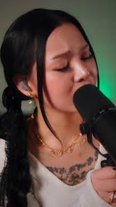 @bellapoarchs video Tweet