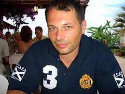 L'équipe de fabricant de chaussures de sécurité-NewEverBest