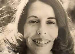 Lisa Giannelli's Instagram, Twitter & Facebook